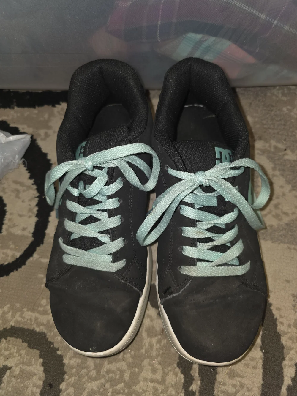 DC Shoes Black Sneaker with Mint Logo and Laces